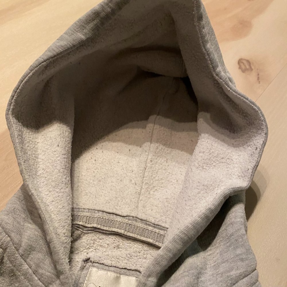 A&F Gray Sweatshirt with Moose Logo Sz M - Picture 4 of 8